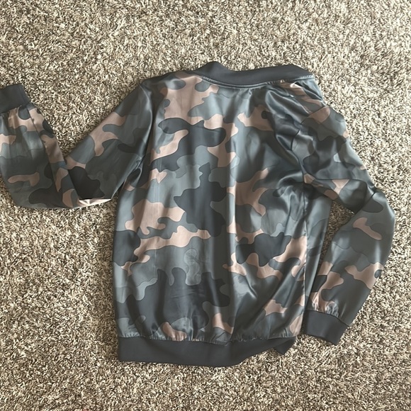 HIP Camo Bomber Jacket - Picture 6 of 7